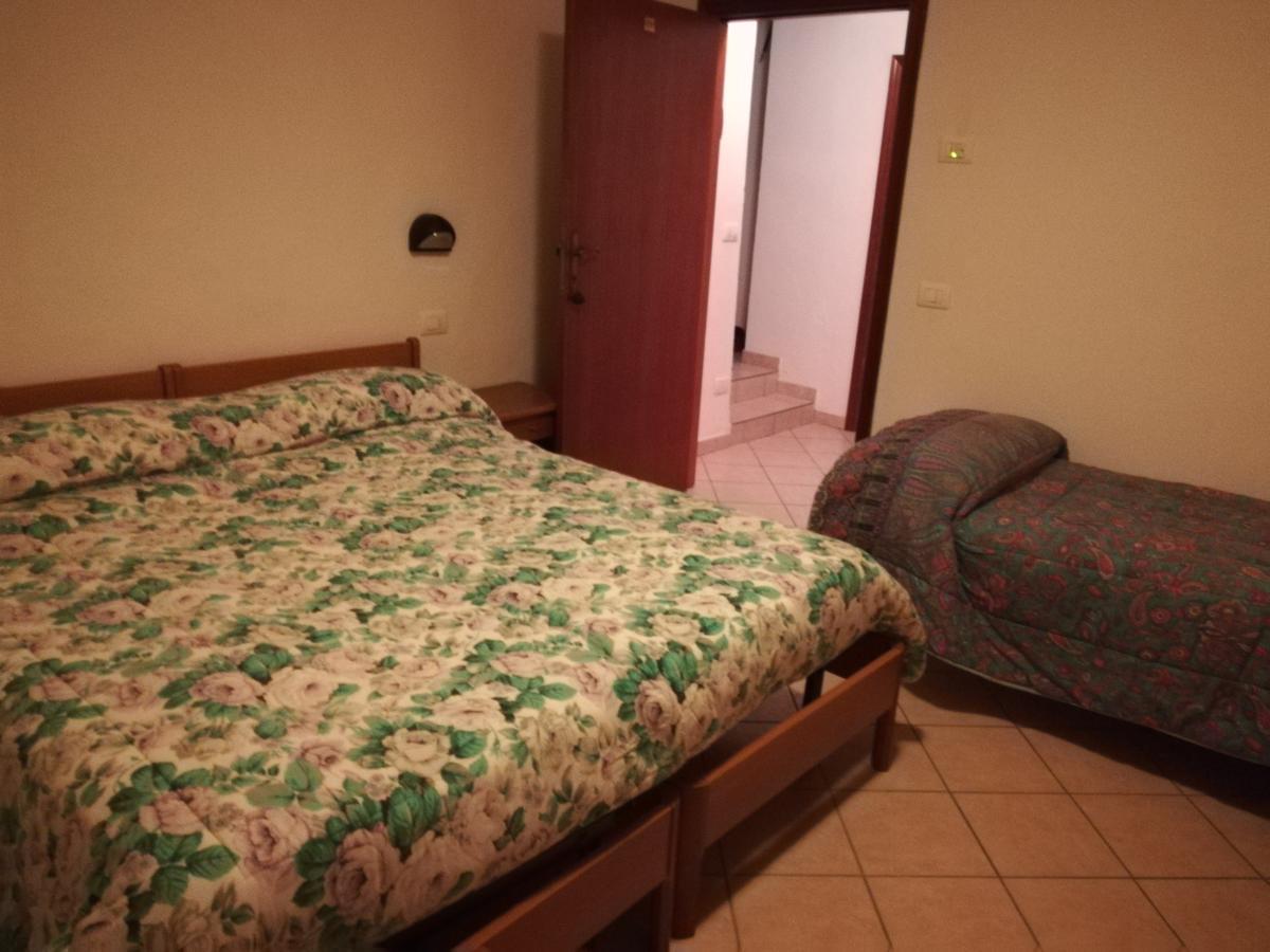 Hotel Il Caminetto Санта Фиора Екстериор снимка